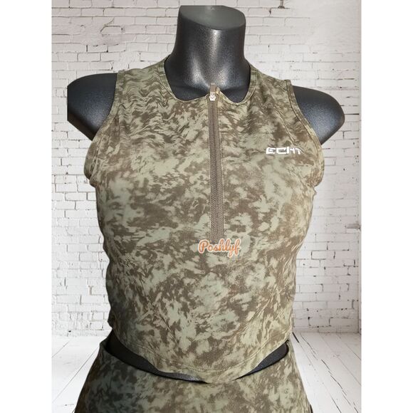 Echt Half Zip Camo Sleeveless Crop Top and Legging Set Medium - Picture 4 of 7